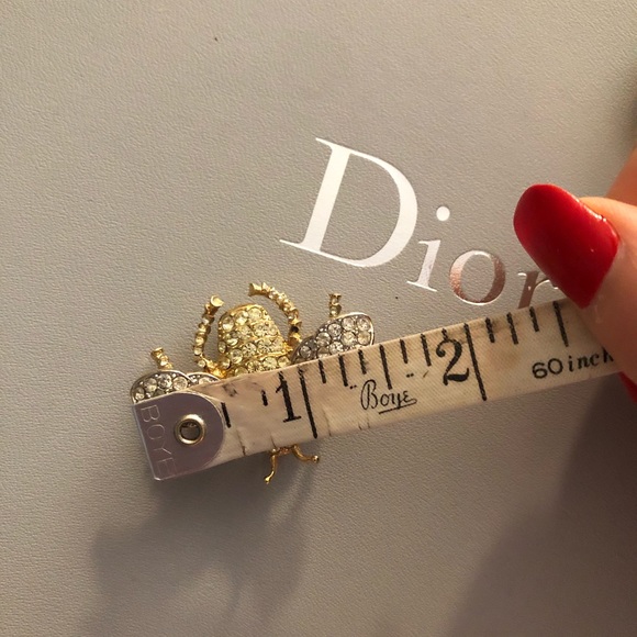 Vintage KJL Bumble Bee Rhinestone Brooch Pin - Picture 8 of 8